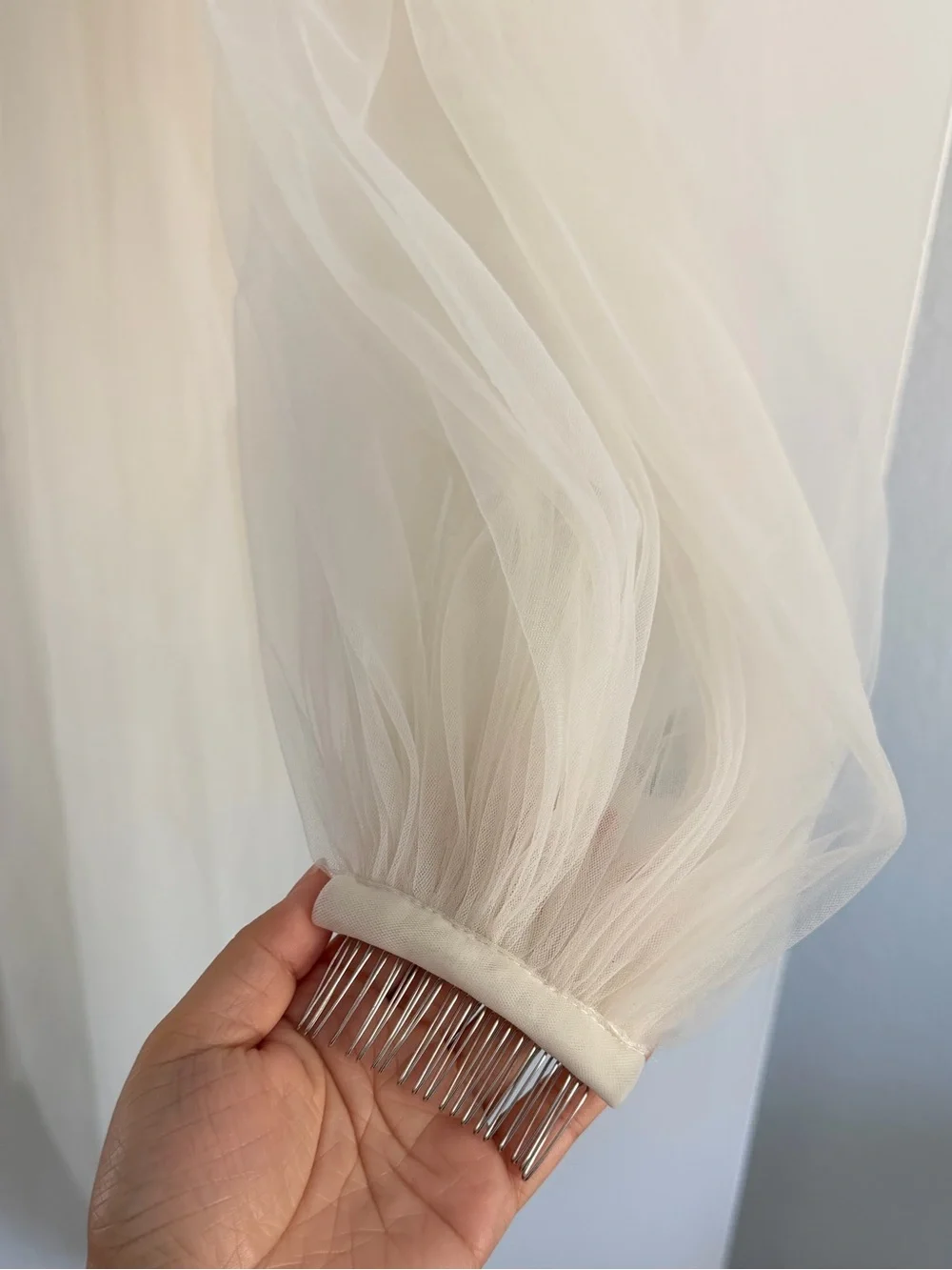 118x118 inch Dark Ivory Champagne Plain Cathedral Wedding Veil Bridal Soft Tulle - Picture 3 of 8